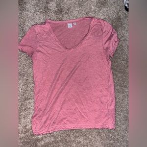 BP v neck shirt, like new, size L